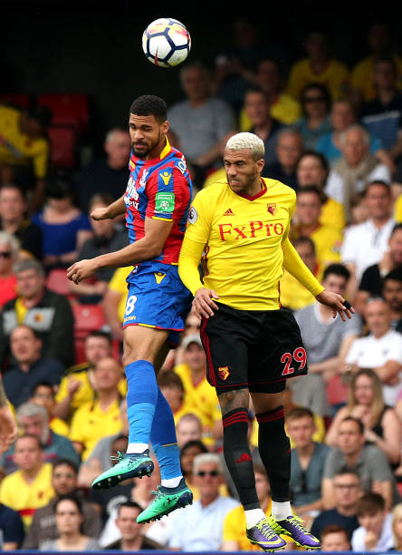 但他逐步在 但他逐步在