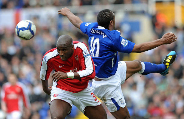 于他在最近 于他在最近