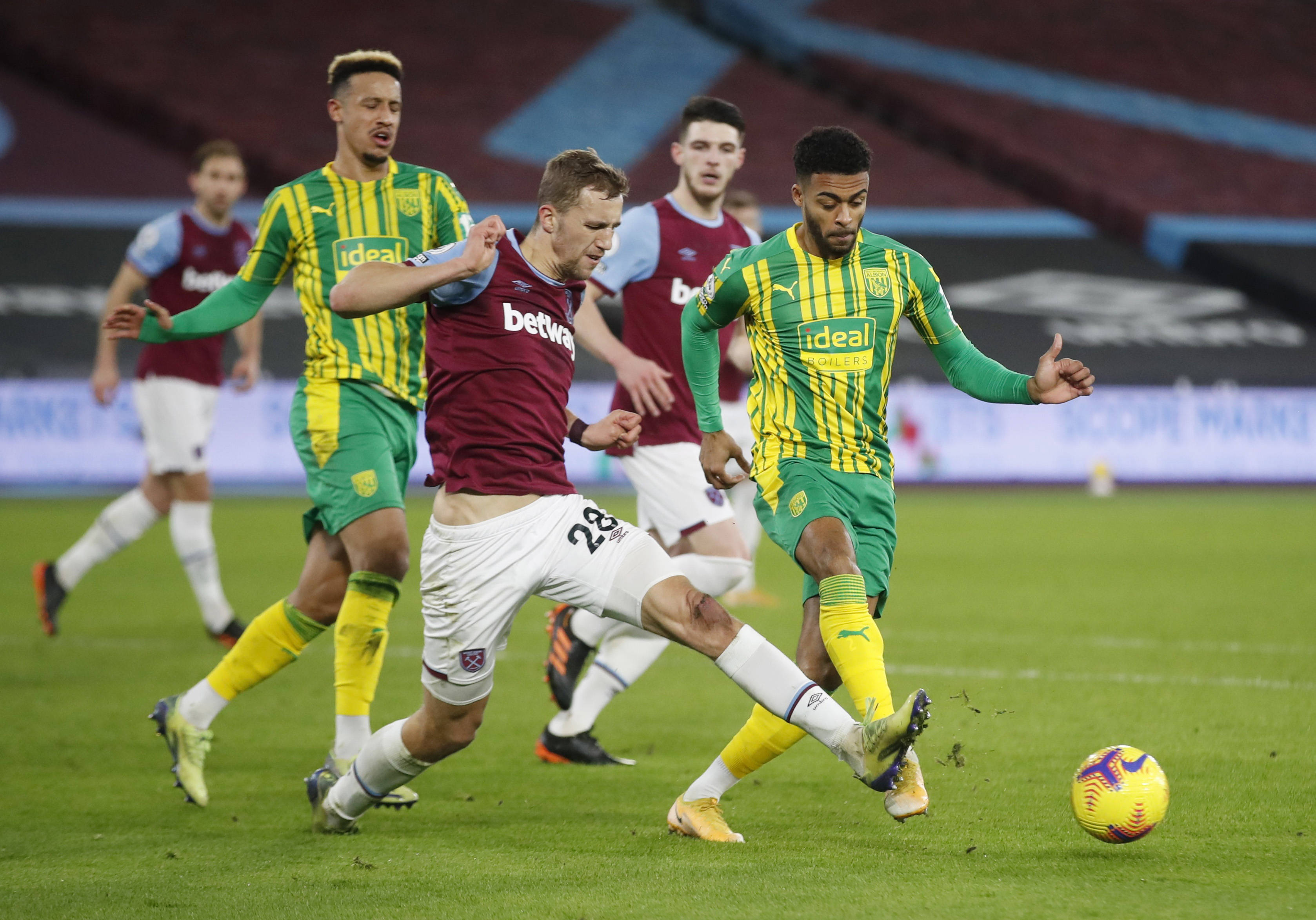 間展現統治 間展現統治