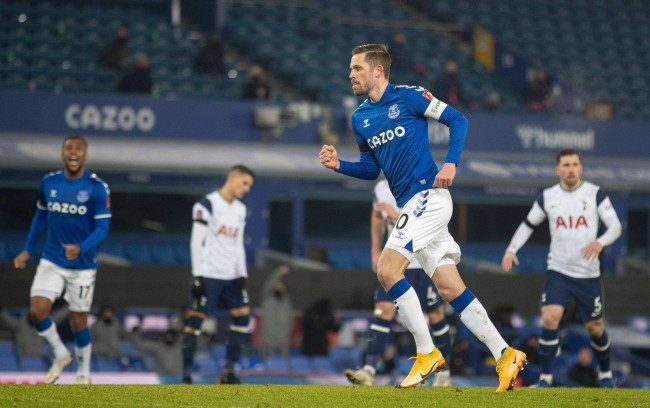 对于球队来 对于球队来